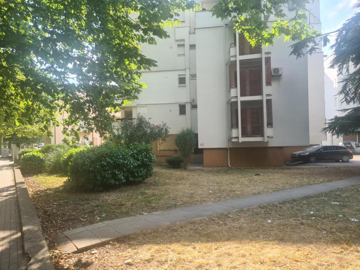 City Mid Mostar Apartment Luaran gambar