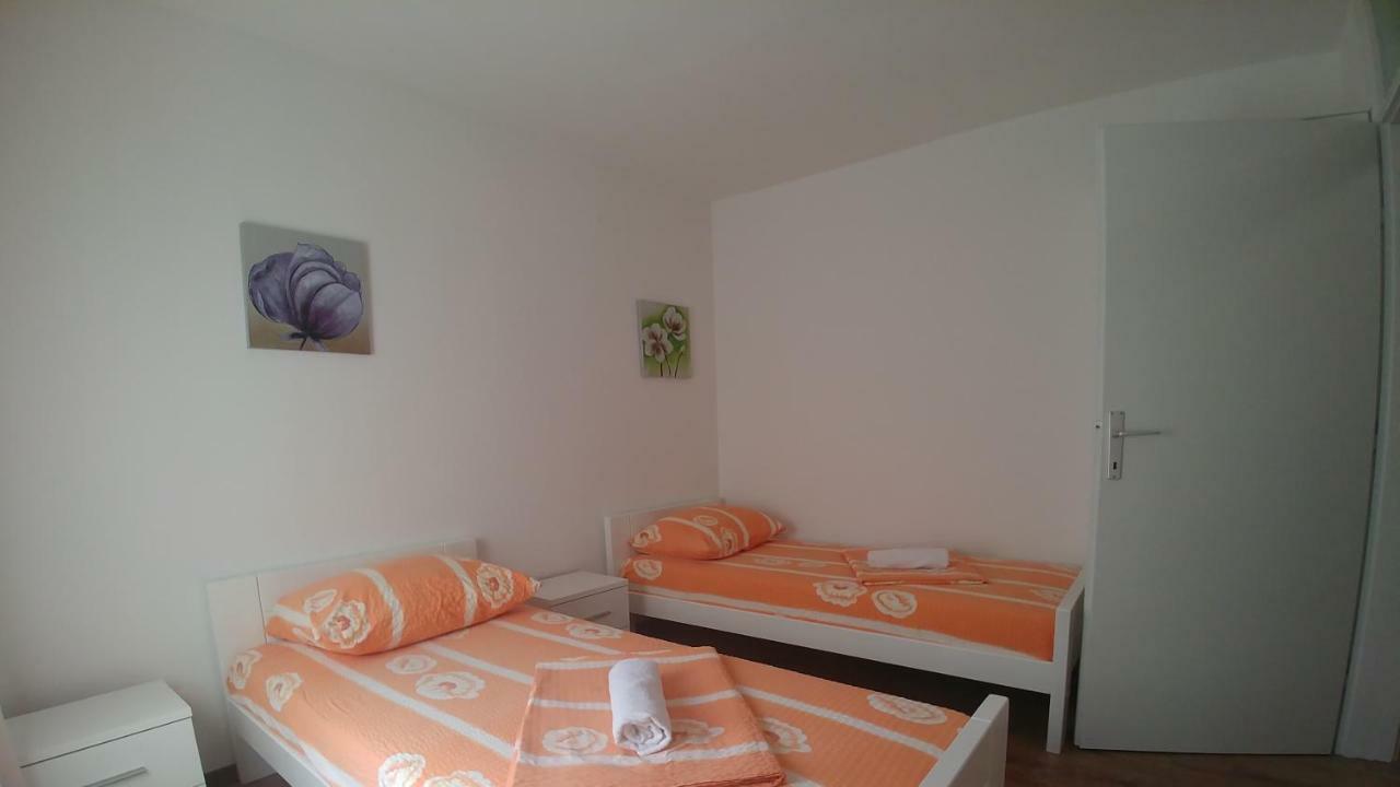 City Mid Mostar Apartment Luaran gambar