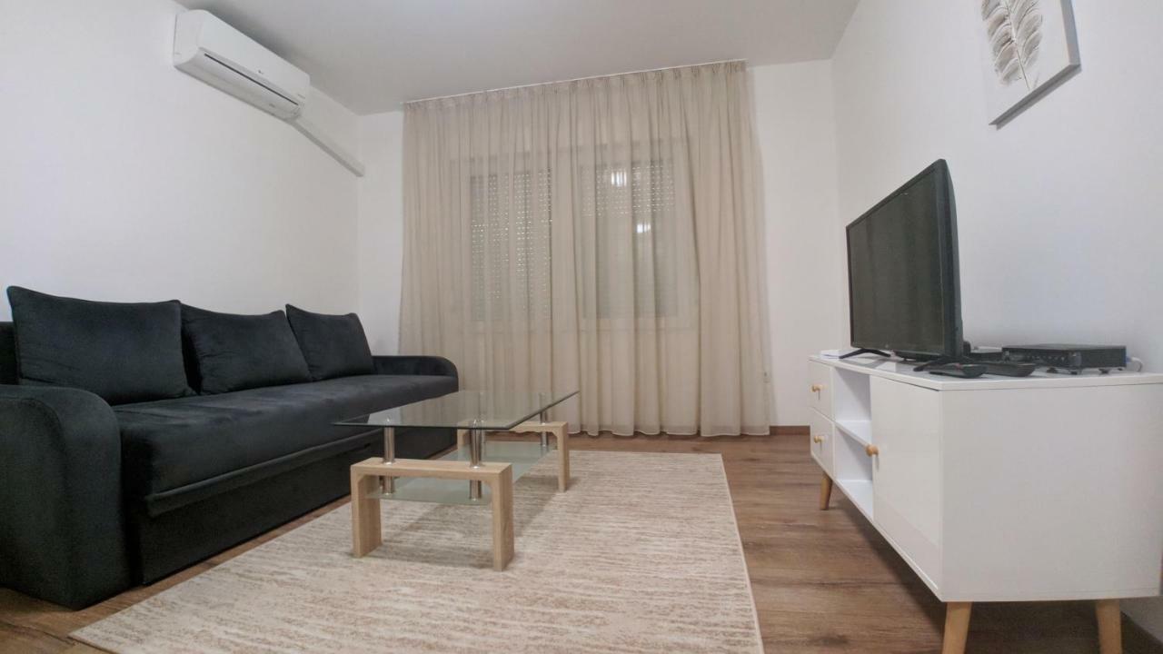 City Mid Mostar Apartment Luaran gambar