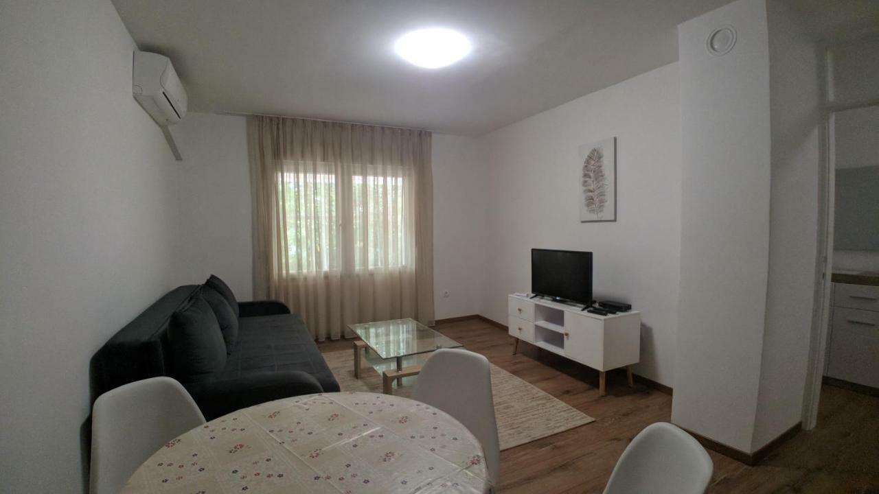 City Mid Mostar Apartment Luaran gambar